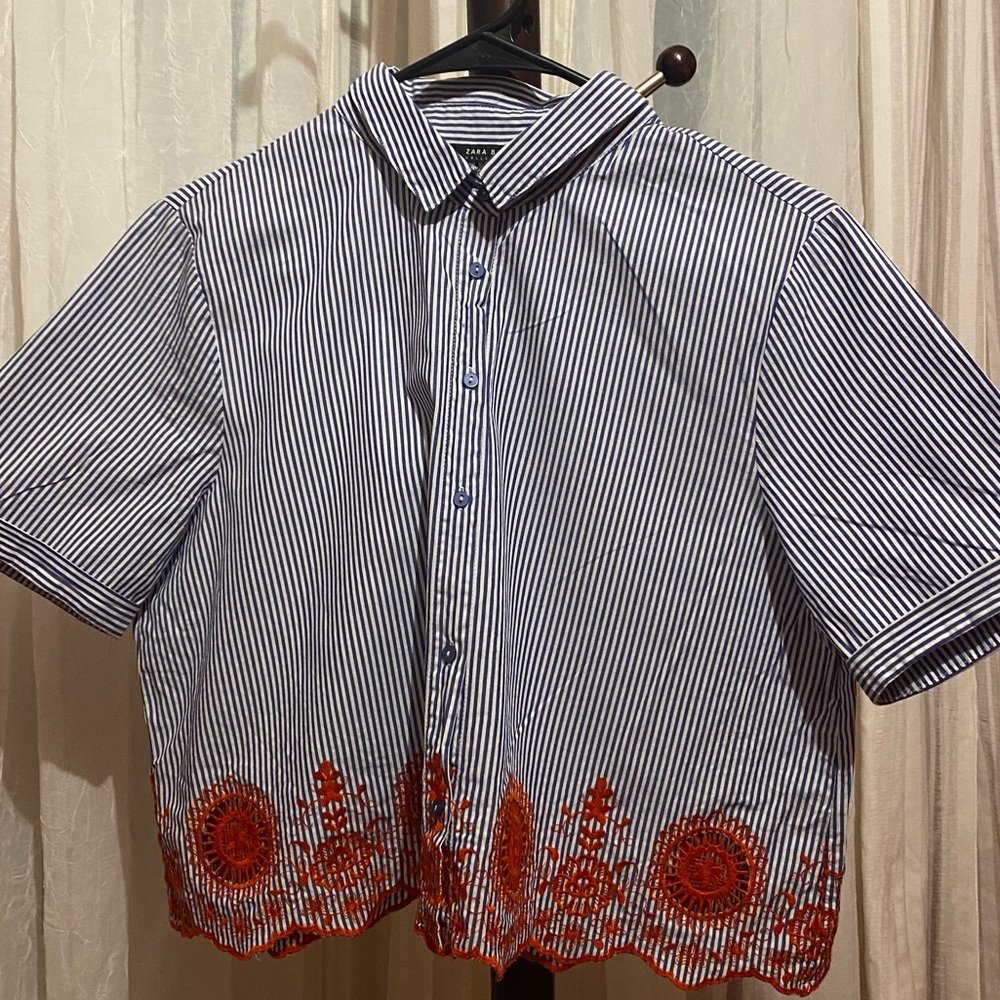 Zara button down 🌹 - Picture 3 of 7